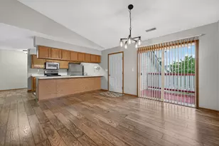 7319 Wallingford Expressway, Rockford, IL 61107 - Photo 9