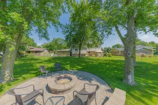 220 Pfaff Dr, Frankfort, IL 60423 - Photo 15