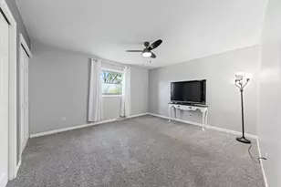 220 Pfaff Dr, Frankfort, IL 60423 - Photo 11