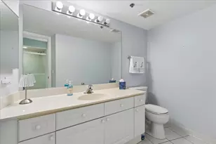 710 Creekside Dr, Mount Prospect, IL 60056 - Photo 17