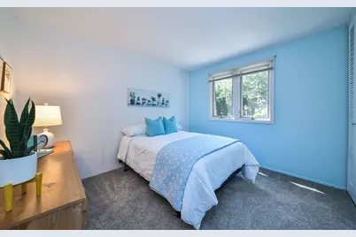 2287 Durham Drive, Wheaton, IL 60189 - Photo 11