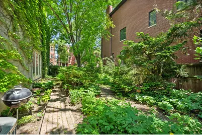 925 W Wolfram Street, Chicago, IL 60657 - Photo 17
