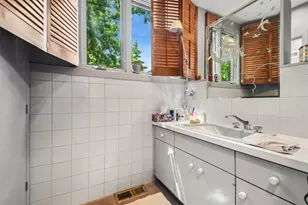 925 W Wolfram St, Chicago, IL 60657 - Photo 11