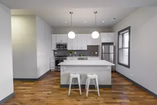 2850 N Seminary Ave, Chicago, IL 60657 - Photo 5