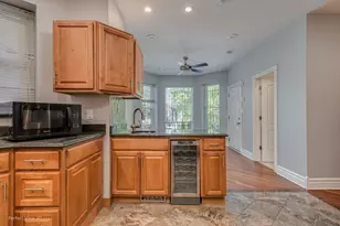 1437 N Washtenaw Ave, Chicago, IL 60622 - Photo 3