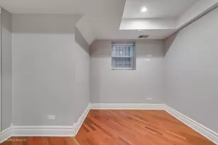 1437 N Washtenaw Ave, Chicago, IL 60622 - Photo 17