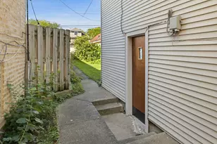 4562 N Mulligan, Chicago, IL 60630 - Photo 25