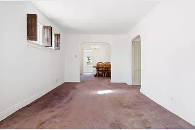 4562 N Mulligan, Chicago, IL 60630 - Photo 5