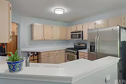 17158 W Cunningham Court, Libertyville, IL 60048 - Photo 7
