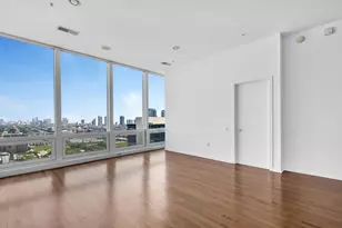 500 W Superior St, Chicago, IL 60654 - Photo 7