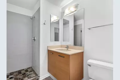 500 W Superior Street #1806, Chicago, IL 60654 - Photo 19