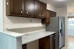 3018 Roberts Dr, Woodridge, IL 60517 - Photo 5
