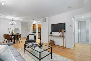 2045 N Larrabee St, Chicago, IL 60614 - Photo 9
