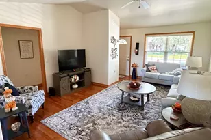 3006 Independence Dr, Peru, IL 61354 - Photo 3