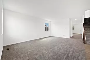 1215 Stonegate Dr, Marengo, IL 60152 - Photo 9