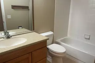 20 Ashburn Ct, Schaumburg, IL 60193 - Photo 13