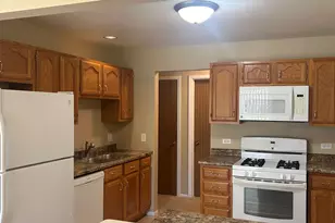 20 Ashburn Ct, Schaumburg, IL 60193 - Photo 7