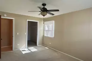 20 Ashburn Ct, Schaumburg, IL 60193 - Photo 11