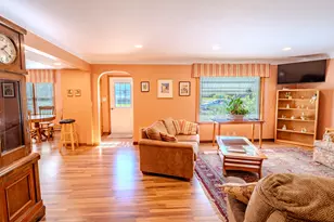 984 Fairview St, German Valley, IL 61039 - Photo 5