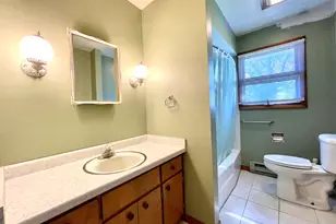 100-102 W Greenwood St, Grant Park, IL 60940 - Photo 7