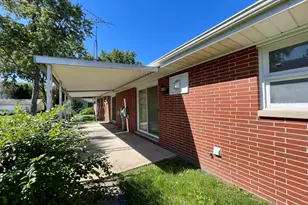 100-102 W Greenwood St, Grant Park, IL 60940 - Photo 23