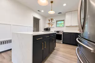9441 Greenwood Dr, Des Plaines, IL 60016 - Photo 17