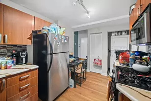 1654 W Farwell Ave, Chicago, IL 60626 - Photo 11