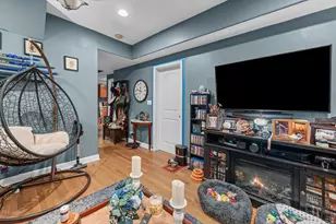 1654 W Farwell Ave, Chicago, IL 60626 - Photo 5