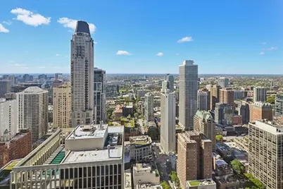 950 N Michigan Avenue #4104, Chicago, IL 60611 - Photo 3