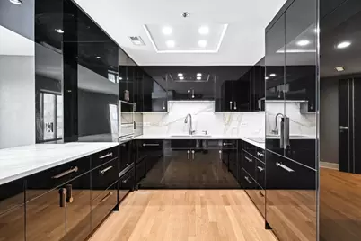 950 N Michigan Avenue #4104, Chicago, IL 60611 - Photo 9
