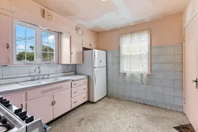 8423 S Wolcott Avenue, Chicago, IL 60620 - Photo 5