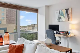 330 W Diversey Pkwy, Chicago, IL 60657 - Photo 9