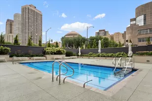 330 W Diversey Pkwy, Chicago, IL 60657 - Photo 17