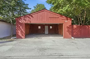 13819 S State St, Riverdale, IL 60827 - Photo 23