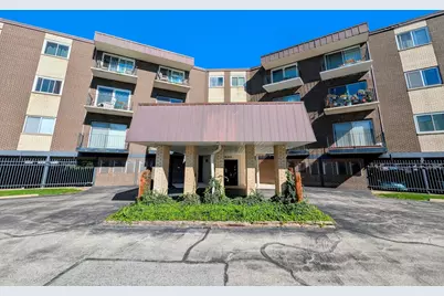 9820 S Pulaski Road #106, Oak Lawn, IL 60453 - Photo 1