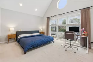 2332 W Dickens Ave, Chicago, IL 60647 - Photo 15