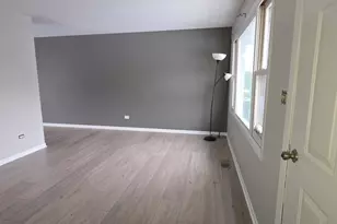 1114 N Oak Terrace, Round Lake Beach, IL 60073 - Photo 3