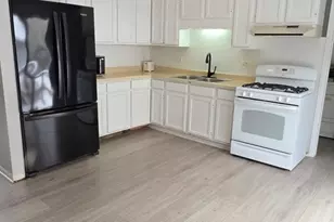 1114 N Oak Terrace, Round Lake Beach, IL 60073 - Photo 5