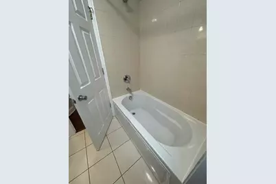 2906 N Kolmar Avenue #2, Chicago, IL 60641 - Photo 13