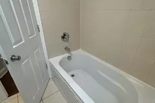 2906 N Kolmar Ave, Chicago, IL 60641 - Photo 13