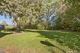 8N627 Gingerwood Ln, Elgin, IL 60124 - Photo 21