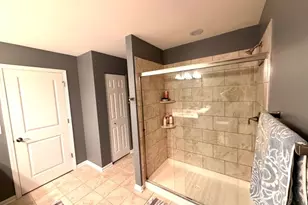 2527 Huntleigh Ln, Woodridge, IL 60517 - Photo 21