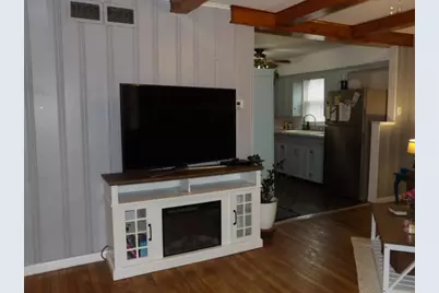 719 S McKinley Street, Harrisburg, IL 62946 - Photo 3