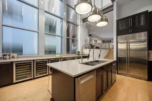 2232 N Janssen Ave, Chicago, IL 60614 - Photo 13