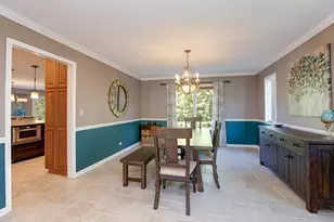 430 Hillandale Dr, Bartlett, IL 60103 - Photo 7