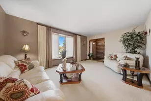 16042 85th Ct, Tinley Park, IL 60487 - Photo 3
