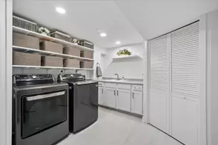 1709 Ronzheimer Ave, Saint Charles, IL 60174 - Photo 23