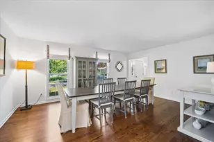 1709 Ronzheimer Ave, Saint Charles, IL 60174 - Photo 5