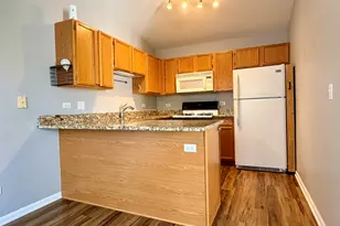 1179 N Village Dr, Round Lake Beach, IL 60073 - Photo 5