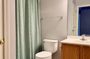 1179 N Village Dr, Round Lake Beach, IL 60073 - Photo 15